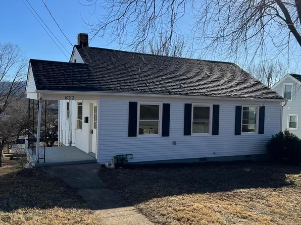 822 Lakeview St, Salem, VA 24153