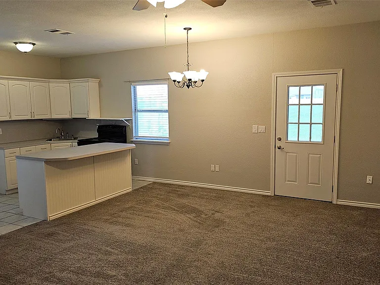 16 Brenda Ln — Photo 34