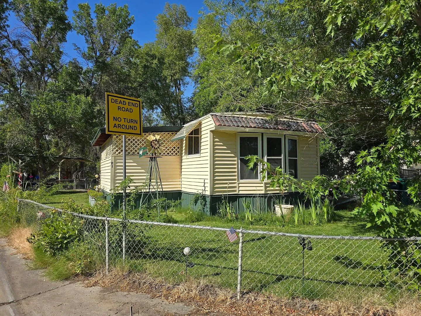 825 E Ottley Ave — Photo 4