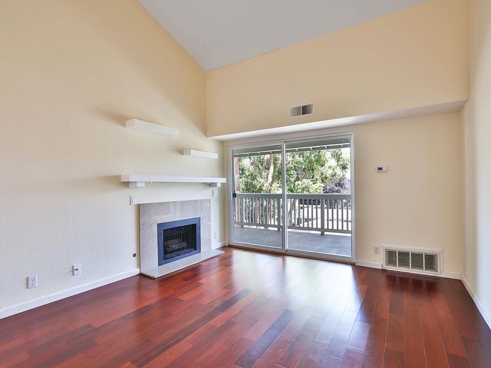 1st image of 3651 Knollwood Ter APT 313