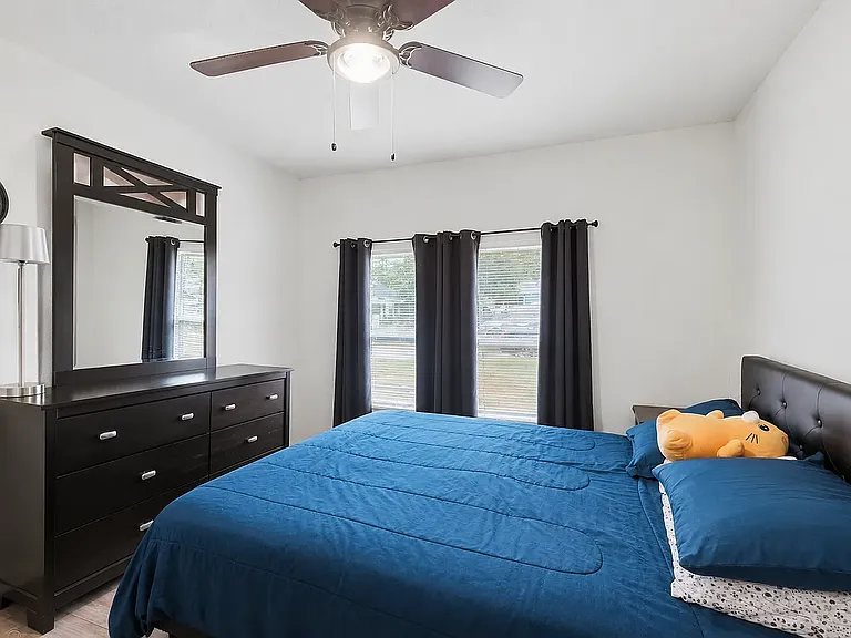 1034 Eldorado St — Photo 15