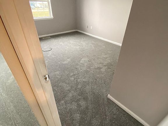 3rd image of 10103 Northeast Blvd #10