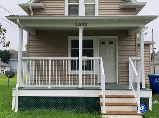 2530 11th Ave, Moline, IL 61265