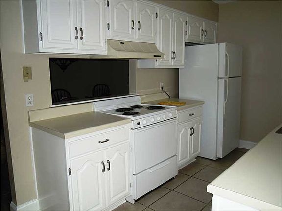 5th image of 4011 Idaho Ave