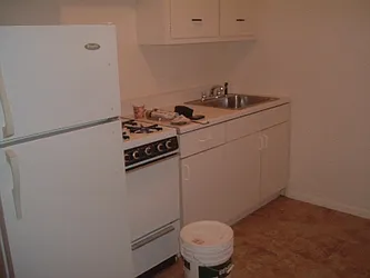 Rented by Jerry F Leazer LREB