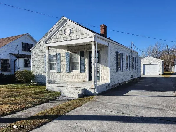 1103 Live Oak Street, Beaufort, NC 28516