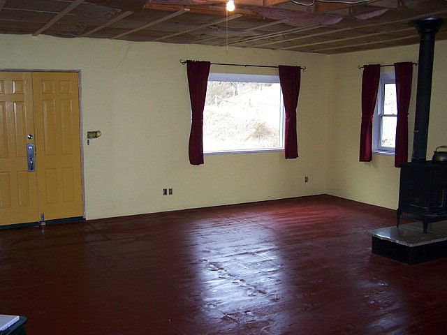 2nd image of 408 Gage Branch Rd