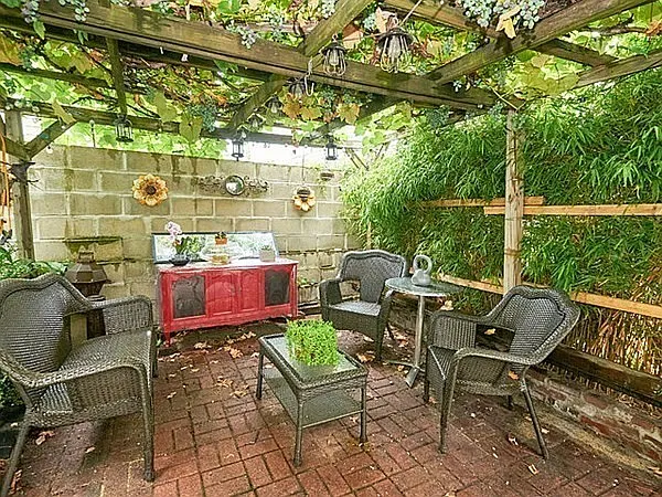 289 Elm St #2 — Photo 8