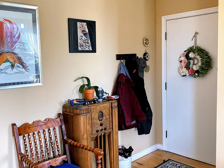 60 Charlesgate W #4B — Photo 11