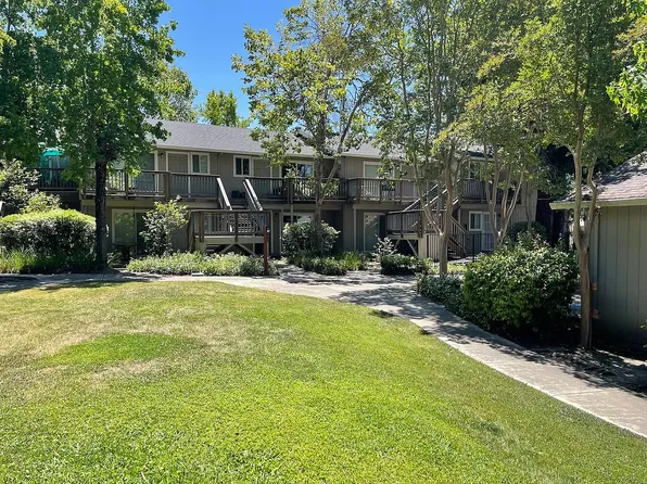 North Dutton Place Apartments