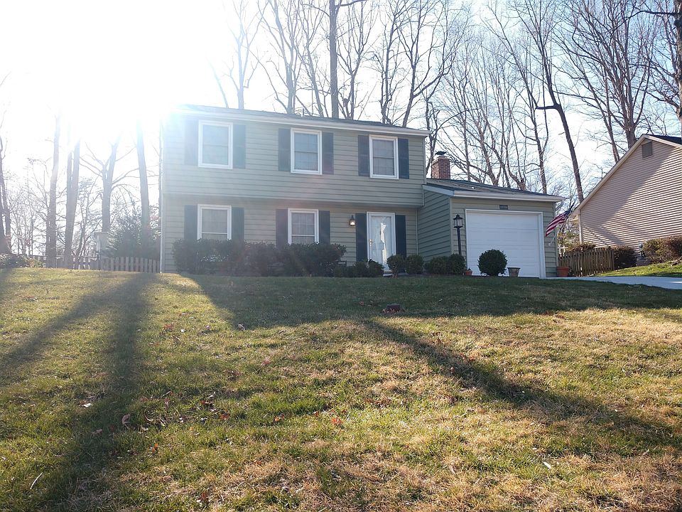 1st image of 15308 Holly Hill Dr