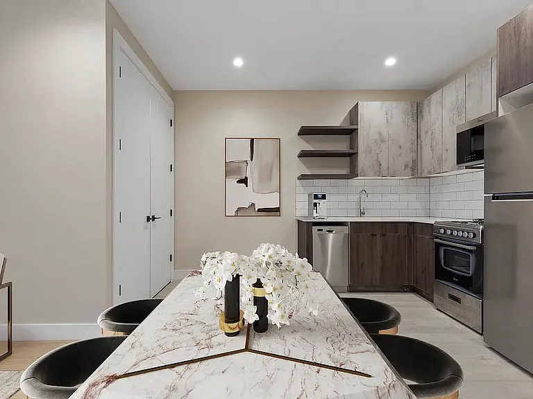 1546 Brooklyn Ave #2C — Photo 5