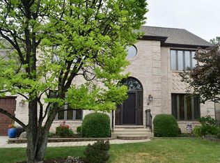 615 Downey St, Hoffman Estates, IL 60169