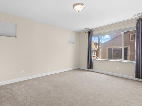 5th image of 1575 Farmer Pl