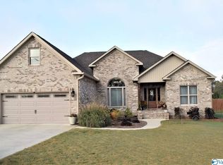 255 Cottonwood Cir, Gadsden, AL 35901