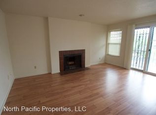 2220 Eastlake Ave E #104, Seattle, WA 98102
