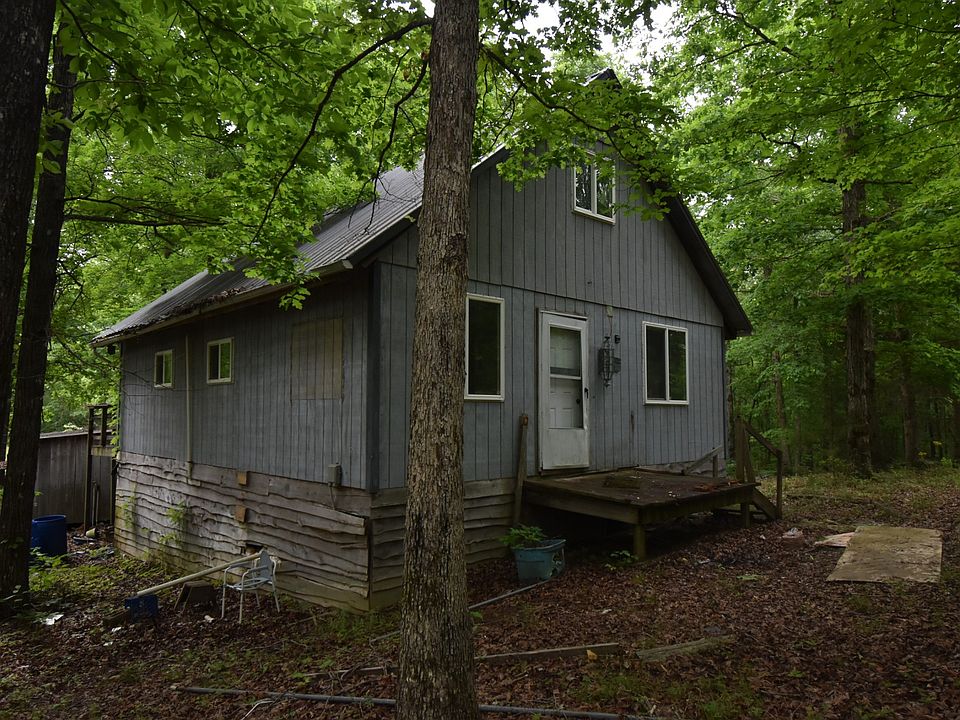 1st image of 215 Linda Ln