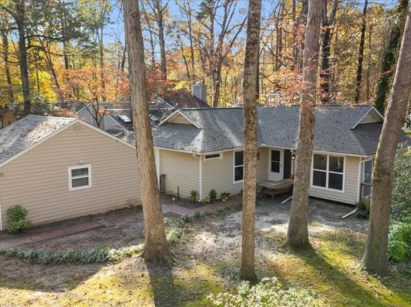 3016 Three Bridges Rd, Midlothian, VA 23112