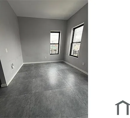1268 E 92nd St #2 — Photo 4