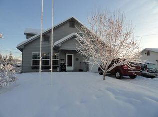 225 Palace Cir, Fairbanks, AK 99701