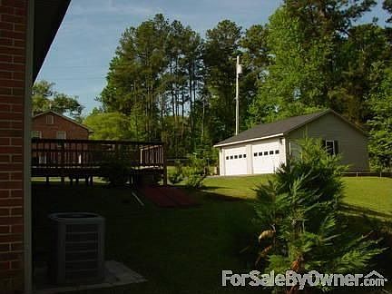 4th image of 504 Sunset Dr