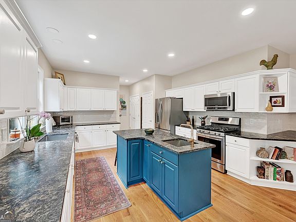 2nd image of 3948 Marquette Way NW