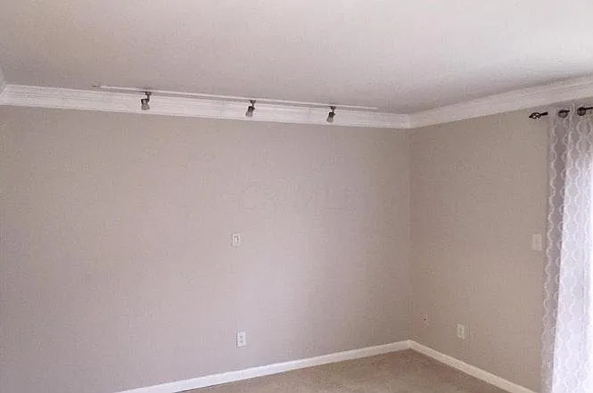 2561 Olde Hill Ct S — Photo 12