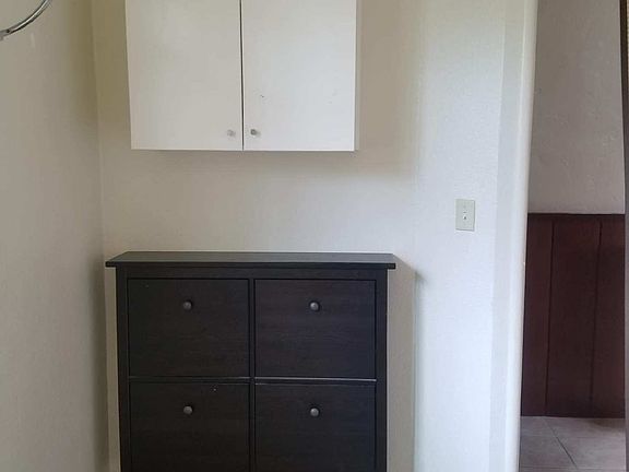 4th image of 717 San Juan Ave