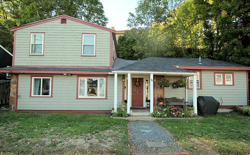1st image of 98 Essex St