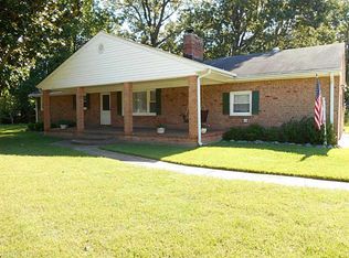 1100 Kittery Dr, Virginia Beach, VA 23464