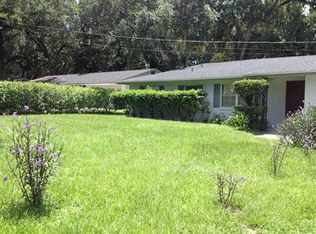 3940 Palm Dr, Leesburg, FL 34748