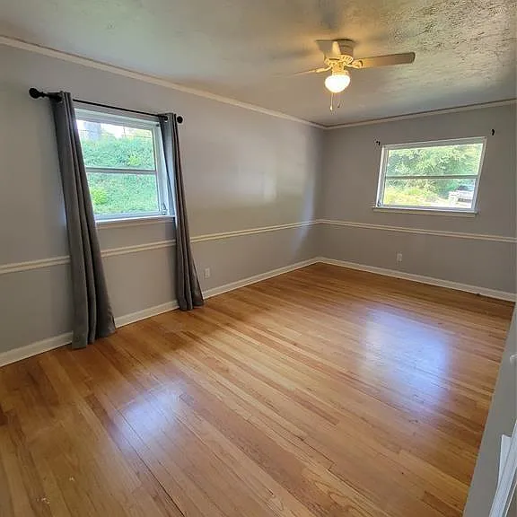 558 Karen Rd — Photo 13