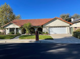 4207 Balcony Dr, Calabasas, CA 91302
