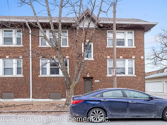 3rd image of 3915 Hereford St #9530787