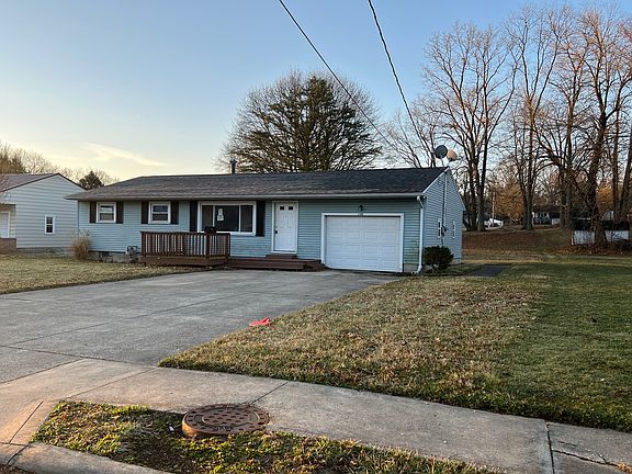 2nd image of 190 Kinkel Ave