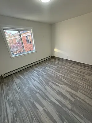 Rented by E Realty International Corp | media 6