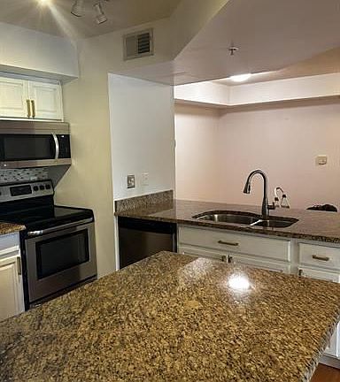 3rd image of 3615 NW Adriatic Ln #204