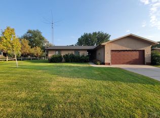 302 Willow Creek Dr, Lamar, CO 81052