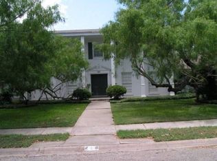 418 Cape Cod Dr, Corpus Christi, TX 78412