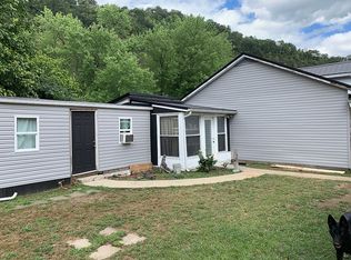 31 Scalf Rd, Betsy Layne, KY 41605