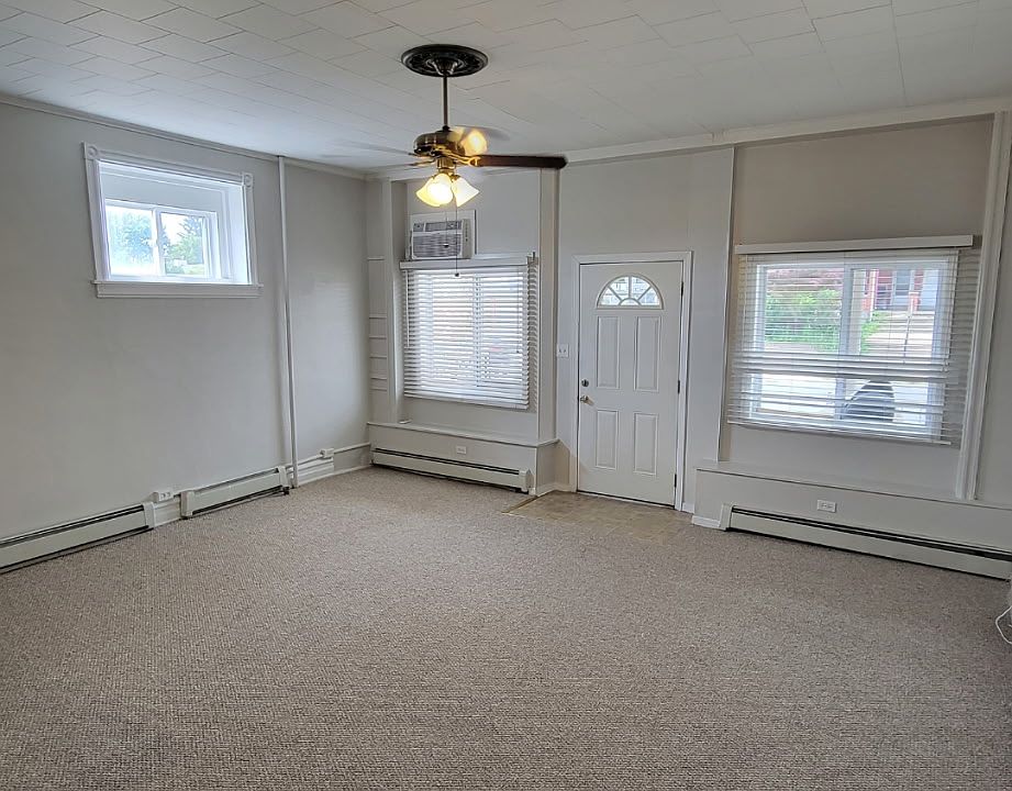 1st image of 1101 Fullerton Ave