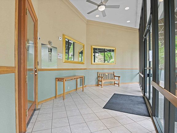 3rd image of 700 W 7th Ave Unit 403
