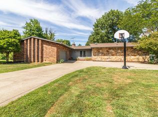 8210 W Bowling Green Ln NW, Lancaster, OH 43130
