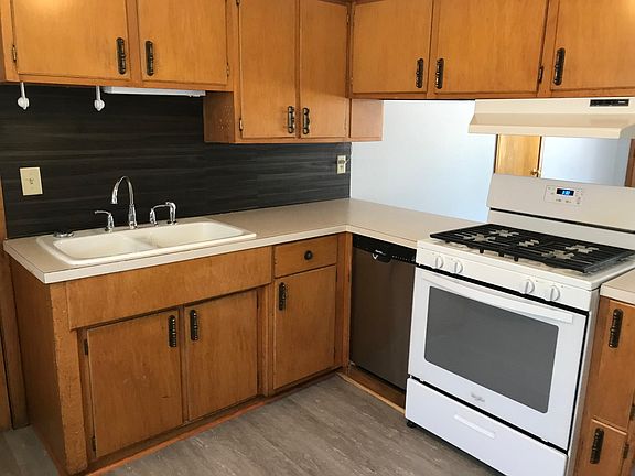 5th image of 12303 Bel Dr