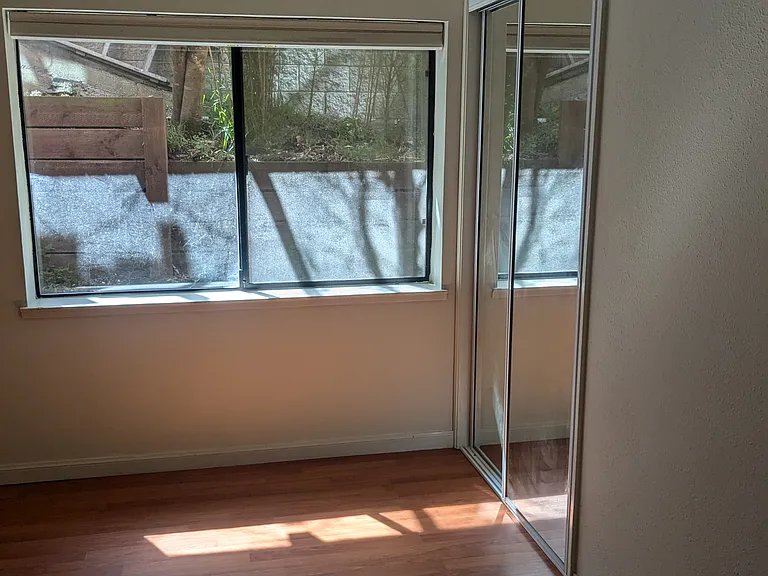 516 Monterey Rd #B — Photo 16