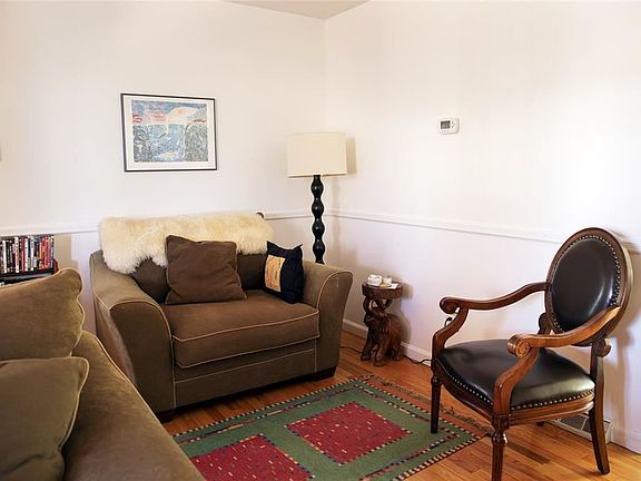 5th image of 2608 Princeton Dr