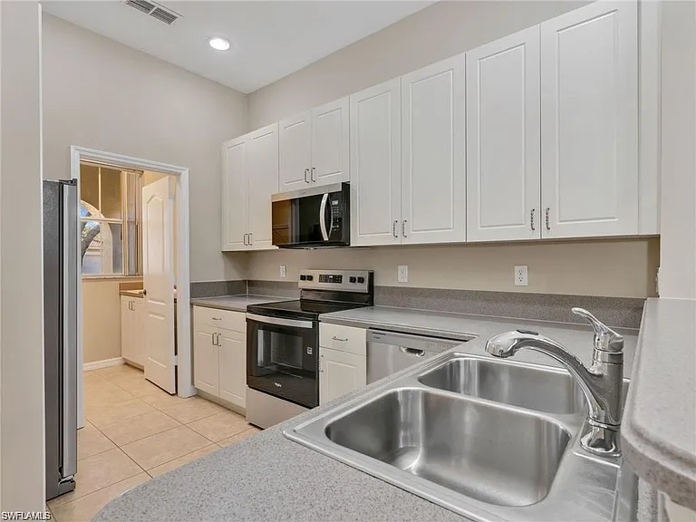 10140 N Golden Elm Dr — Photo 5