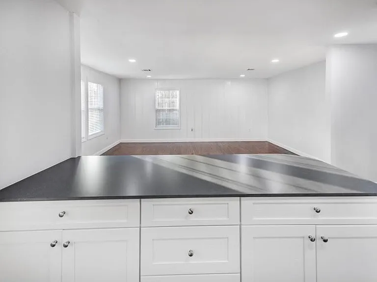 3234 Berry St — Photo 15