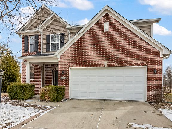 2nd image of 19394 Fox Chase Dr