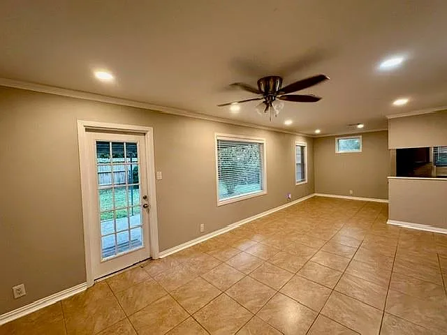 2714 Tannehill Dr — Photo 5
